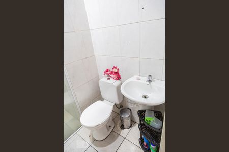 Casa à venda com 107m², 2 quartos e 2 vagasBanheiro