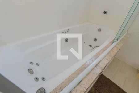 Apartamento para alugar com 70m², 2 quartos e sem vagaBanheiro