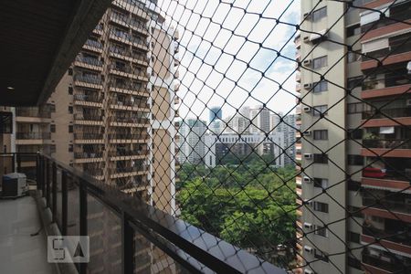 Varanda de apartamento à venda com 2 quartos, 110m² em Barra da Tijuca, Rio de Janeiro