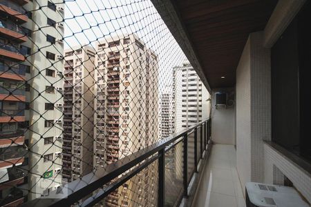 Varanda de apartamento à venda com 2 quartos, 110m² em Barra da Tijuca, Rio de Janeiro