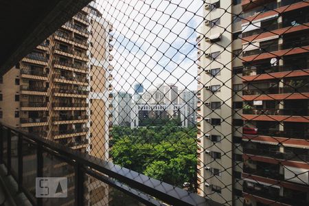 Varanda de apartamento à venda com 2 quartos, 110m² em Barra da Tijuca, Rio de Janeiro