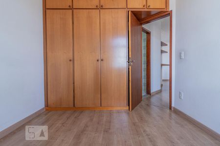 Apartamento à venda com 58m², 2 quartos e 1 vagaQuarto 2