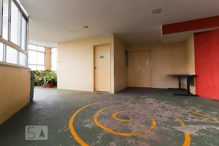 Apartamento à venda com 58m², 2 quartos e 1 vagaÁrea comum