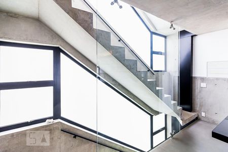Escadas de casa à venda com 1 quarto, 113m² em Vila Madalena, São Paulo
