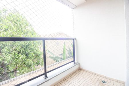 Varanda  de apartamento à venda com 3 quartos, 80m² em Jardim Ester, São Paulo
