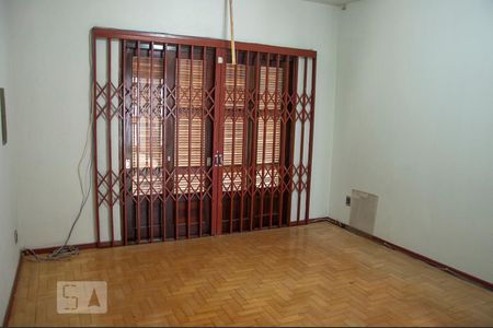 Casa à venda com 265m², 5 quartos e 3 vagasQuarto 4