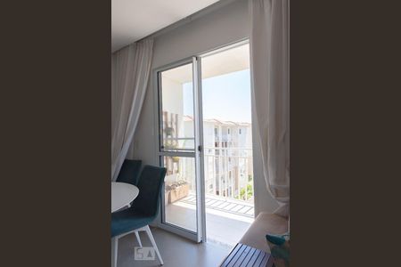 Sacada de apartamento à venda com 2 quartos, 53m² em Humaitá, Porto Alegre