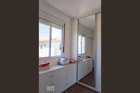 Quarto 2 de apartamento à venda com 2 quartos, 53m² em Humaitá, Porto Alegre