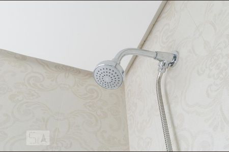 Apartamento à venda com 123m², 3 quartos e 2 vagasChuveiro