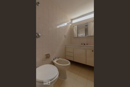 Apartamento para alugar com 95m², 3 quartos e 1 vaga Apartamento para alugar com 95m², 3 quartos e 1 vagaBanheiro