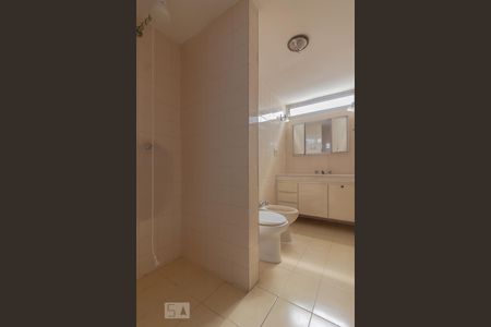 Apartamento para alugar com 95m², 3 quartos e 1 vaga Apartamento para alugar com 95m², 3 quartos e 1 vagaBanheiro