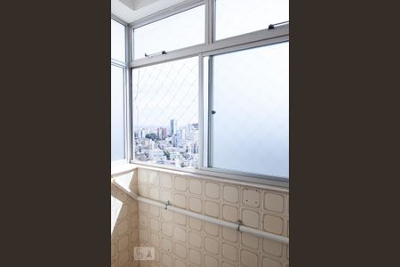 Área de serviço  de apartamento para alugar com 1 quarto, 52m² em Cruzeiro, Belo Horizonte