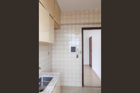 Cozinha  de apartamento para alugar com 1 quarto, 52m² em Cruzeiro, Belo Horizonte