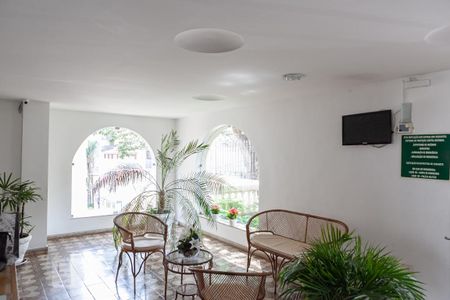 Apartamento para alugar com 52m², 1 quarto e 1 vagaHall de entrada 
