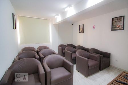 Apartamento para alugar com 46m², 2 quartos e 1 vaga Apartamento para alugar com 46m², 2 quartos e 1 vagaSala de cinema