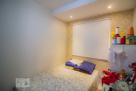 Quarto 2 de apartamento para alugar com 2 quartos, 46m² em Capão Raso, Curitiba