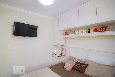 Quarto 1 de apartamento para alugar com 2 quartos, 46m² em Capão Raso, Curitiba