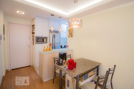 Sala de Jantar de apartamento para alugar com 2 quartos, 46m² em Capão Raso, Curitiba