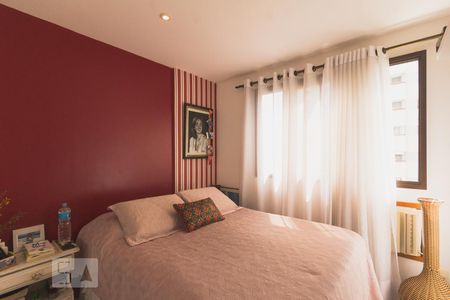 Apartamento à venda com 70m², 2 quartos e 1 vagaSuíte