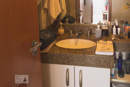 Apartamento à venda com 70m², 2 quartos e 1 vagaBanheiro