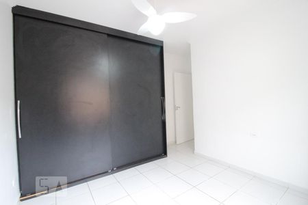 Quarto 3 de casa para alugar com 3 quartos, 350m² em Vila Diva, São Paulo