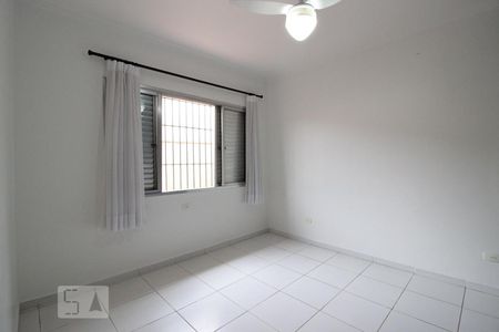 Quarto 2 de casa para alugar com 3 quartos, 350m² em Vila Diva, São Paulo