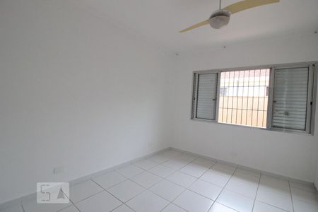Quarto 3 de casa para alugar com 3 quartos, 350m² em Vila Diva, São Paulo