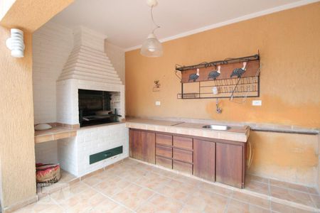 Casa para alugar com 350m², 3 quartos e 4 vagasChurrasqueira