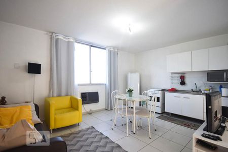 Sala de apartamento para alugar com 1 quarto, 43m² em Vila Tramontano, São Paulo