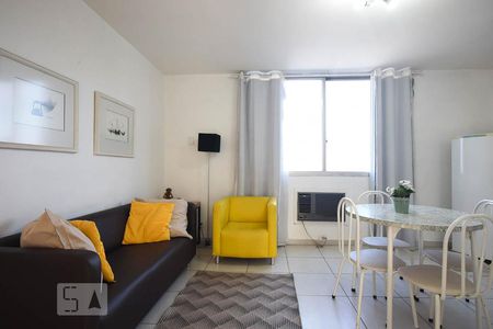 Sala de apartamento para alugar com 1 quarto, 43m² em Vila Tramontano, São Paulo