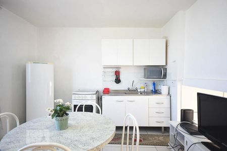Apartamento à venda com 43m², 1 quarto e 1 vagaCozinha