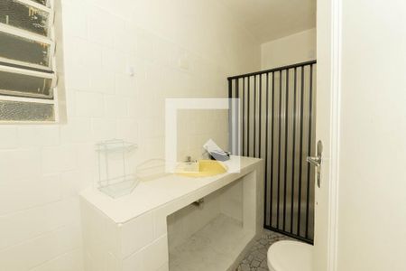 Apartamento para alugar com 98m², 2 quartos e sem vagaBanheiro