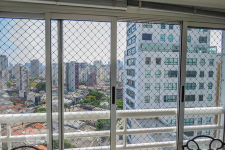 Varanda sala e suíte  de apartamento para alugar com 1 quarto, 45m² em Vila Olímpia, São Paulo