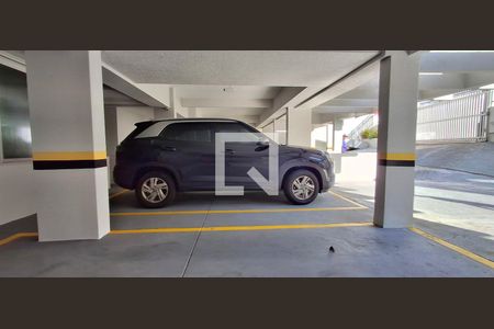 Garage de apartamento para alugar com 3 quartos, 118m² em Canto, Florianópolis