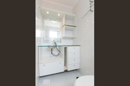 Banheiro da suíte de apartamento à venda com 3 quartos, 68m² em Jardim Olavo Bilac, São Bernardo do Campo