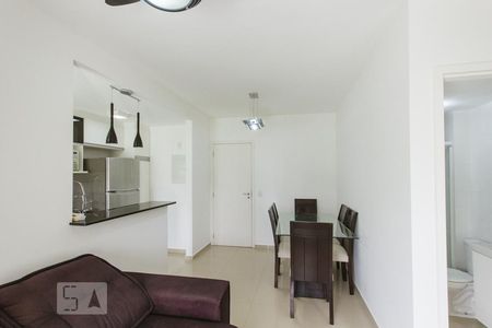 Sala de apartamento para alugar com 2 quartos, 72m² em Jacarepaguá, Rio de Janeiro