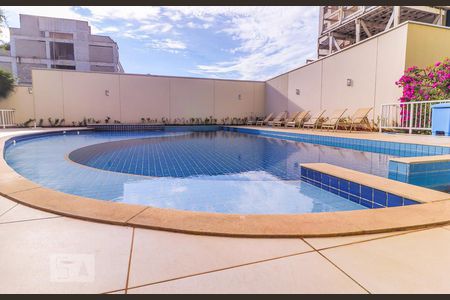 Apartamento para alugar com 72m², 2 quartos e 1 vaga Apartamento para alugar com 72m², 2 quartos e 1 vagaPiscina