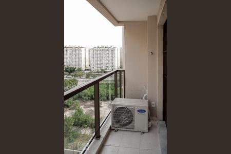 Varanda de apartamento à venda com 2 quartos, 55m² em Pilares, Rio de Janeiro