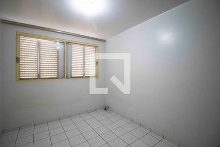 Quarto 2 de apartamento para alugar com 3 quartos, 150m² em Setor Oeste, Goiânia