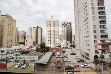 Vista da sala de apartamento para alugar com 3 quartos, 150m² em Setor Oeste, Goiânia