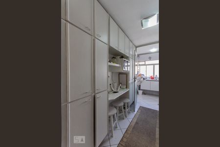 Apartamento para alugar com 80m², 2 quartos e 2 vagas Apartamento para alugar com 80m², 2 quartos e 2 vagasCozinha