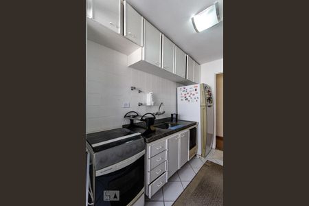 Apartamento para alugar com 80m², 2 quartos e 2 vagas Apartamento para alugar com 80m², 2 quartos e 2 vagasCozinha