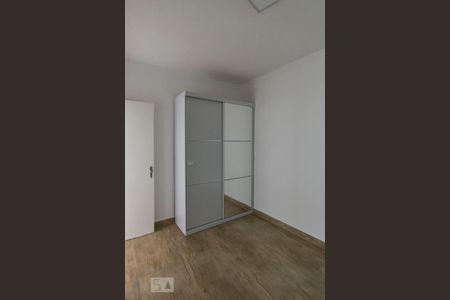 Apartamento para alugar com 119m², 3 quartos e sem vagaQuarto 3 (Armários)
