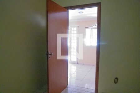 Casa para alugar com 105m², 4 quartos e 2 vagasQuarto 4