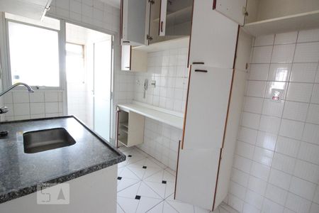 Cozinha de apartamento para alugar com 2 quartos, 52m² em Lauzane Paulista, São Paulo