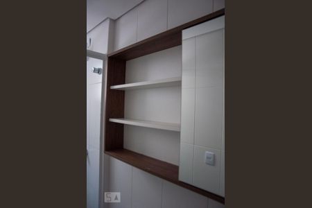 Banheiro da Suíte de apartamento para alugar com 2 quartos, 57m² em Vila Nova, Porto Alegre