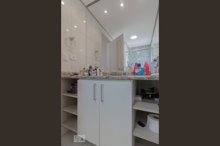Apartamento para alugar com 69m², 2 quartos e 1 vaga Apartamento para alugar com 69m², 2 quartos e 1 vagaBanheiro Suíte