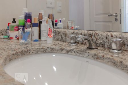 Apartamento para alugar com 69m², 2 quartos e 1 vaga Apartamento para alugar com 69m², 2 quartos e 1 vagaBanheiro Suíte