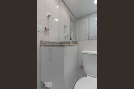 Banheiro  de apartamento para alugar com 2 quartos, 69m² em Vila Vera, São Paulo