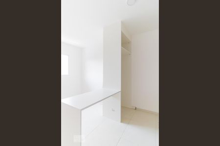 Cozinha de apartamento para alugar com 2 quartos, 41m² em Vila Ré, São Paulo
